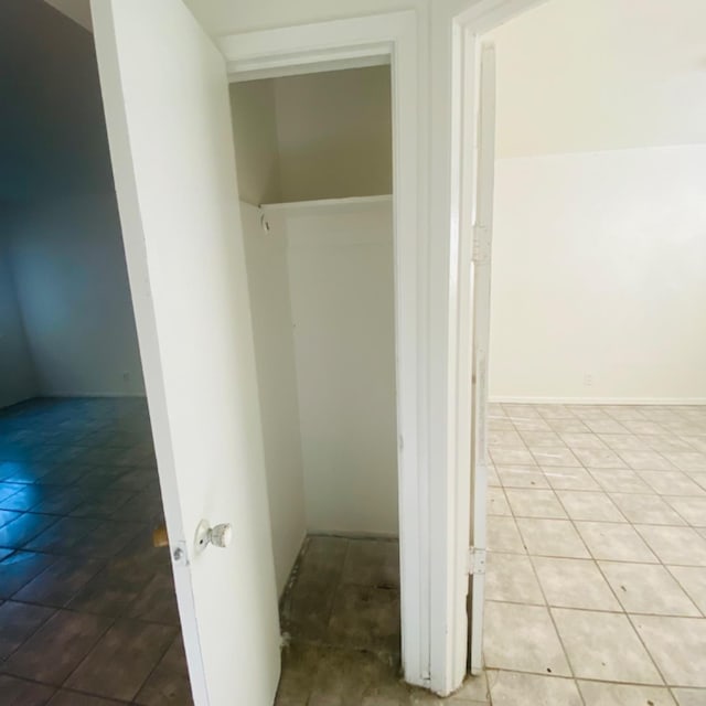 408 S Woodrow Ave, Fresno, CA 93702 - view of closet