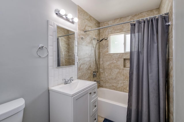 2983 E Northdale Ave, Fresno, CA 93726 - bathroom with toilet, shower / bath combination with curtain, and vanity