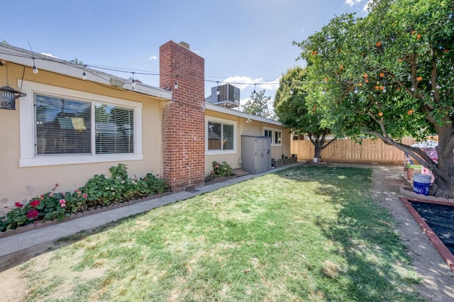 2983 E Northdale Ave, Fresno, CA 93726 - view of yard with central air condition unit