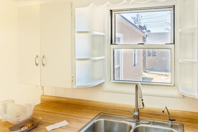 324 E San Mateo St, Avenal, CA 93204 - kitchen view of a sink and backsplash