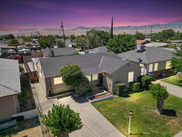 324 E San Mateo St, Avenal, CA 93204 - aerial view at dusk of a mountain view