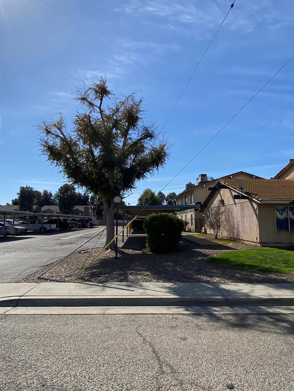 657 W Parlier Ave Unit 114, Reedley, CA 93654 - photo 1
