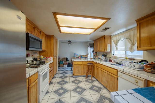 2929 W Sinclair St, Caruthers, CA 93609 - photo 5