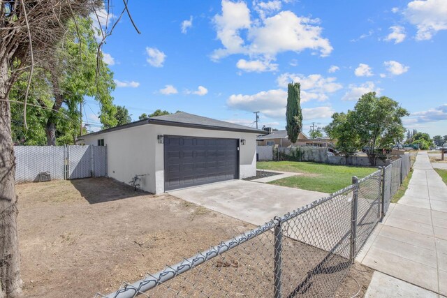 336 W Locust Ave, Pinedale, CA 93650 - photo 3