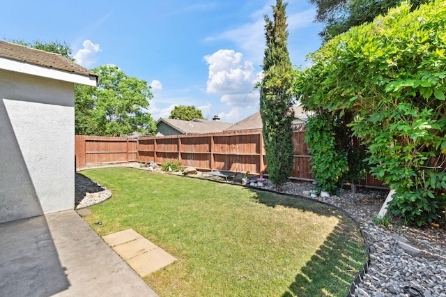 5532 W Indianapolis Ave, Fresno, CA 93722 - view of yard