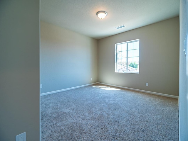 917 Beaver Pond Loop, Madera, CA 93636 - carpeted empty room with baseboards