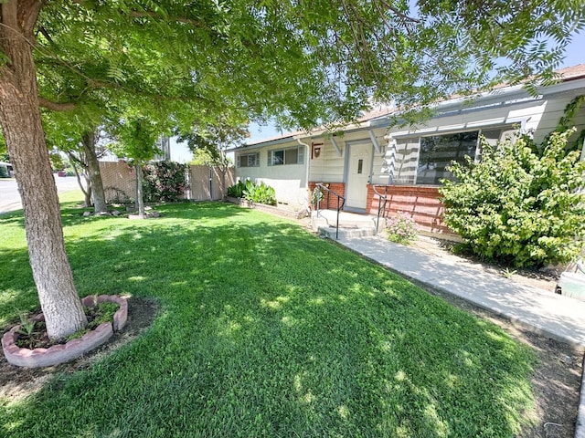 1482 W Thurman, Porterville, CA 93257 - view of grassy yard