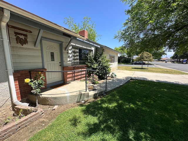 1482 W Thurman, Porterville, CA 93257 - view of grassy yard