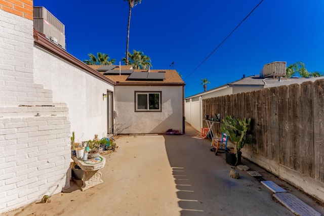 1428 E Simpson, Fresno, CA 93704 - view of patio featuring a fenced backyard