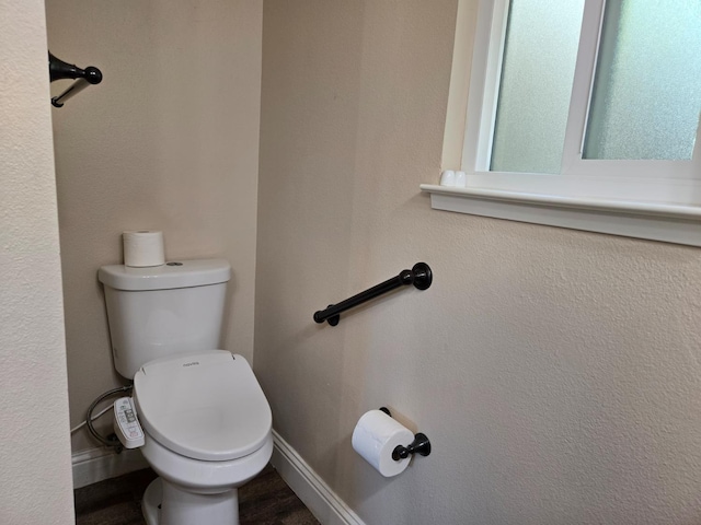 1489 Celeste Ave, Clovis, CA 93611 - bathroom with toilet