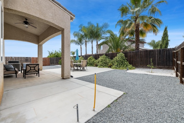 5279 N Ensanada Ave, Fresno, CA 93723 - view of patio / terrace featuring a ceiling fan, a fenced backyard, and outdoor dining space