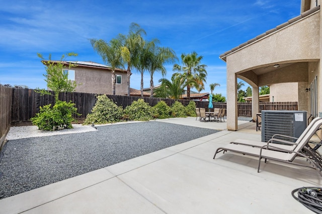 5279 N Ensanada Ave, Fresno, CA 93723 - view of patio / terrace featuring a fenced backyard and central air condition unit