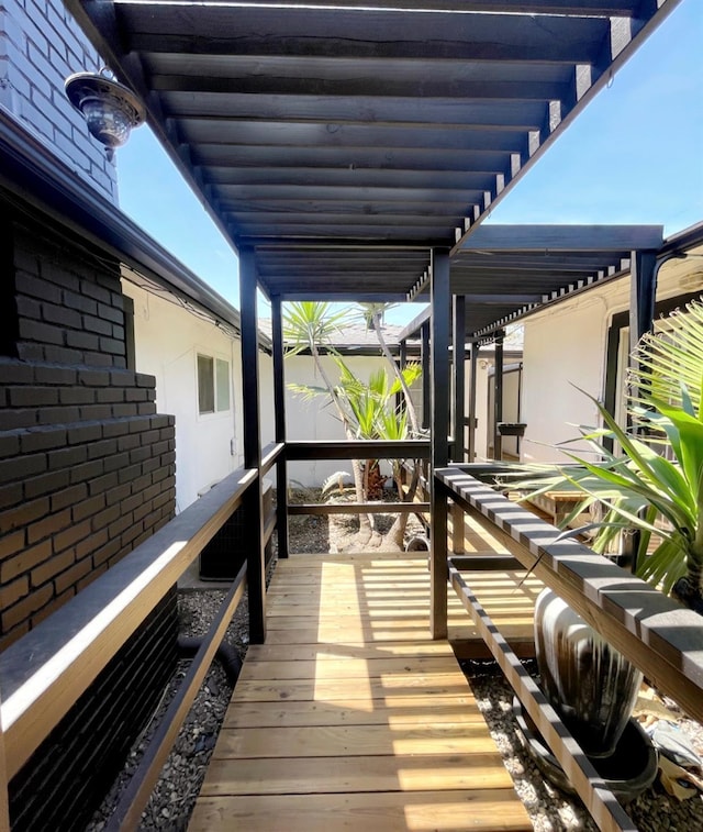 752 E Stuart Ave, Fresno, CA 93710 - view of wooden terrace