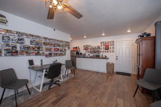 47438 Cheyenne Rd, Coarsegold, CA 93614 - office area featuring ceiling fan, wood finished floors, recessed lighting, and a dry bar