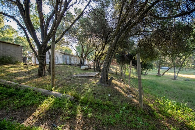 47438 Cheyenne Rd, Coarsegold, CA 93614 - view of yard featuring fence