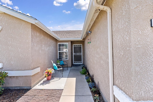 3656 N Laverne Ave, Fresno, CA 93727 - entrance to property featuring stucco siding and a patio