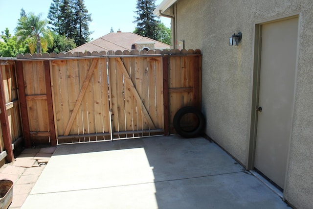 373 W Houston Ave, Clovis, CA 93611 - view of patio with a gate and fence