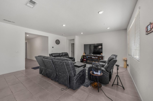 746 E Curtis Ave, Fowler, CA 93625 - tiled living area with recessed lighting