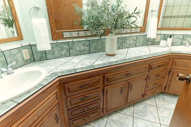 16895 Rd 30 1/2, Madera, CA 93636 - bathroom with double vanity