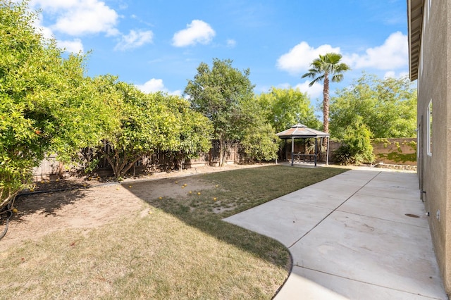 798 S Burgan Ave, Fresno, CA 93727 - view of yard featuring a gazebo and a patio