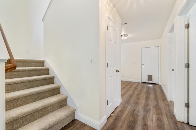798 S Burgan Ave, Fresno, CA 93727 - stairs with wood finished floors and baseboards