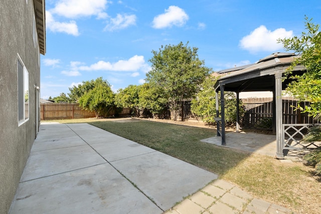 798 S Burgan Ave, Fresno, CA 93727 - view of yard featuring a gazebo and a patio