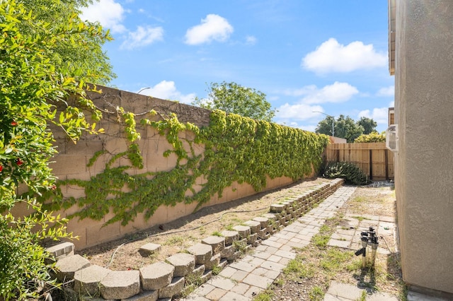 798 S Burgan Ave, Fresno, CA 93727 - view of fenced backyard