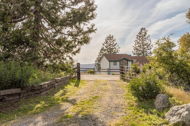 5664 Clouds Rst, Mariposa, CA 95338 - view of yard featuring fence