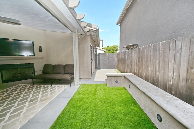 11332 N Cherry Sage Ave, Fresno, CA 93730 - view of yard featuring outdoor lounge area and a patio area