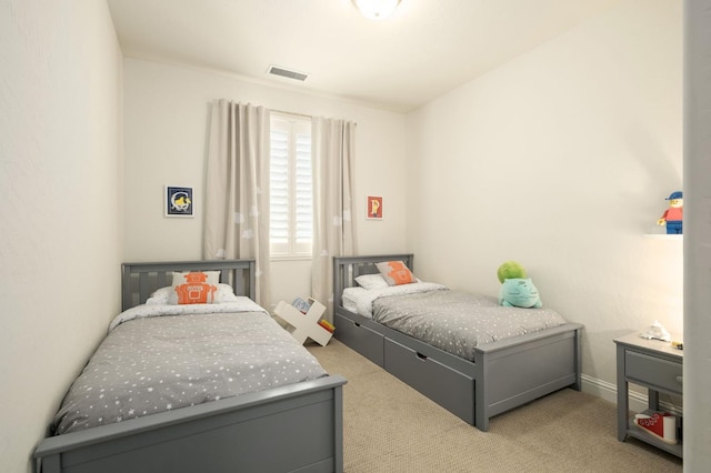 1362 E Via Viola Way, Fresno, CA 93730 - bedroom featuring light carpet