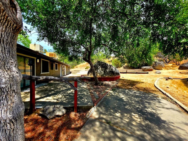 41549 Long Hollow Dr, Coarsegold, CA 93614 - view of yard with a patio