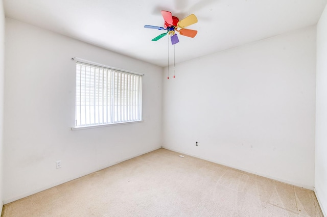 2670 N Katy Ave, Fresno, CA 93722 - carpeted spare room featuring a ceiling fan