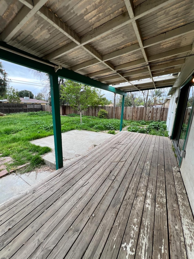 1402 E Shields Ave, Fresno, CA 93704 - deck featuring a patio