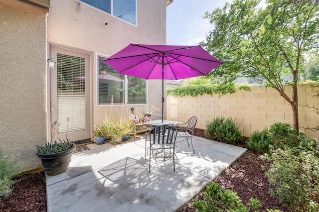3507 Significant Way, Clovis, CA 93619 - view of patio / terrace with fence and outdoor dining area