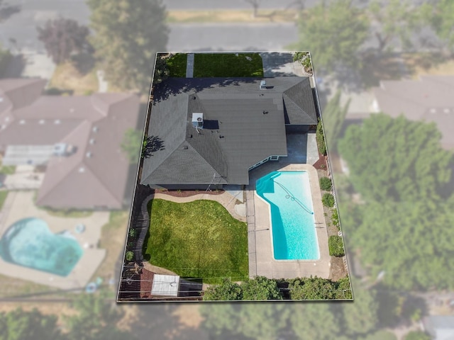 bird's eye view of a pool