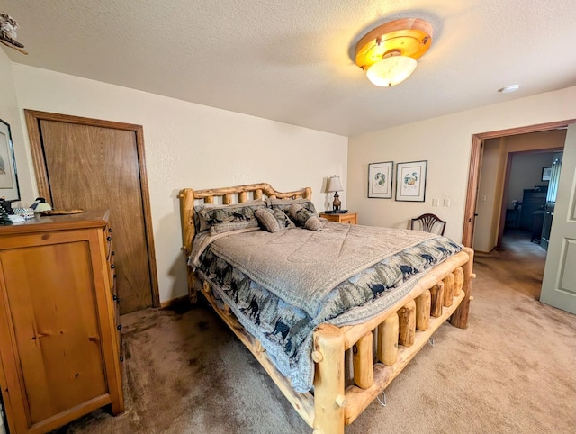 41016 Woodridge Ln, Shaver Lake, CA 93664 - bedroom featuring light carpet and a textured ceiling