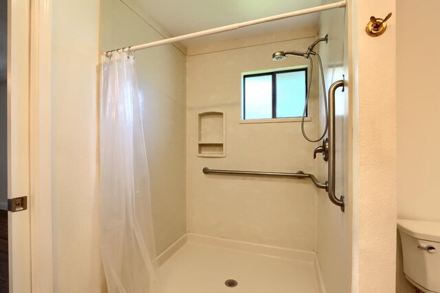 42177 Lone Olive Ln, Ahwahnee, CA 93601 - bathroom featuring a shower stall and toilet