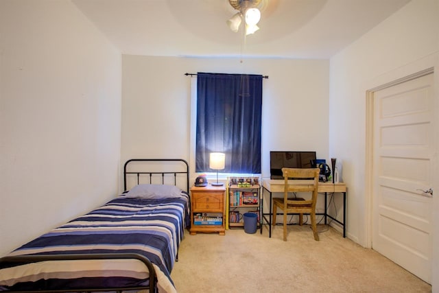 431 S Laurel, Turlock, CA 95380 - bedroom with carpet flooring, a ceiling fan, and a desk