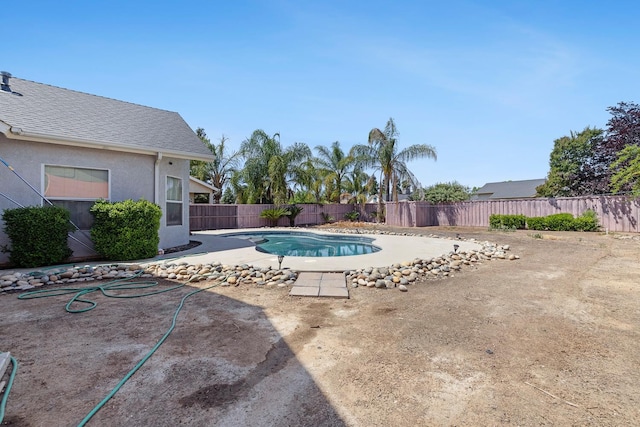 6371 N Babigian Ave, Fresno, CA 93722 - view of pool featuring a fenced backyard and a patio area