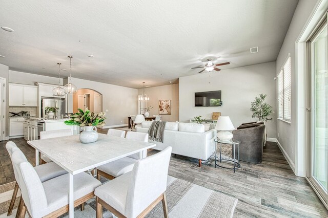 2854 Deauville Ave, Clovis, CA 93619 - photo 5