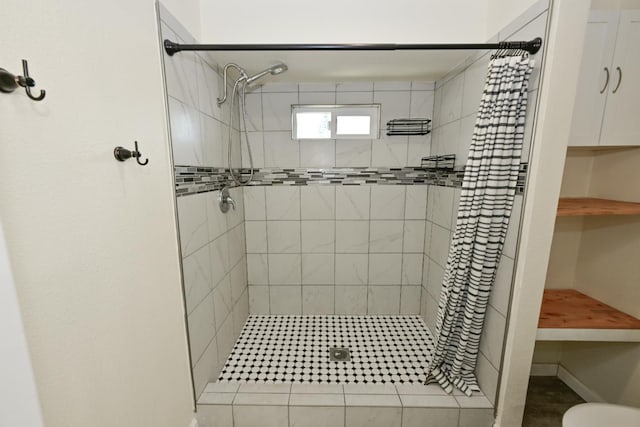 1079 E El Paso Ave, Fresno, CA 93720 - bathroom featuring a stall shower