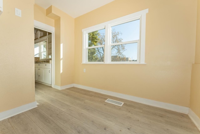 4354 E Kings Canyon Rd, Fresno, CA 93702 - photo 29