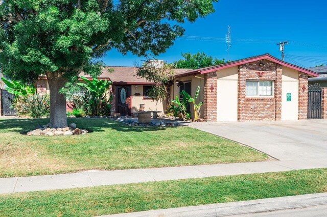 1308 Mildred St, Hanford, CA 93230 - photo 2