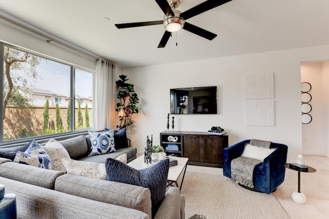 1173 Maclure Ave W, Madera, CA 93636 - living area with ceiling fan