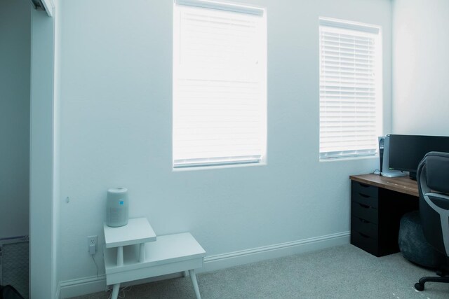 324 Sunset Dr S, Madera, CA 93636 - carpeted office space with baseboards