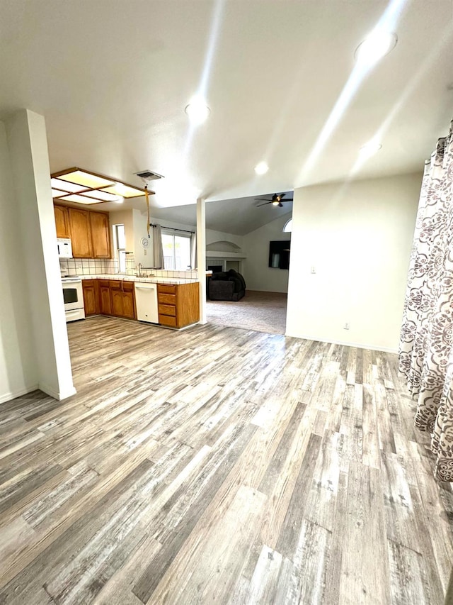 5838 W Fallon Ave, Fresno, CA 93722 - photo 2