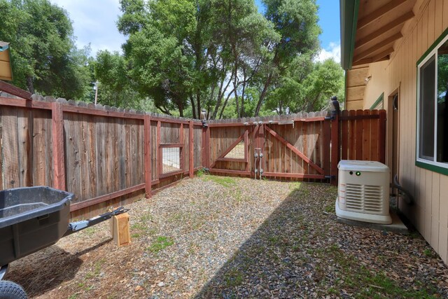 51864 Mountain Quail Pl, Oakhurst, CA 93644 - photo 32