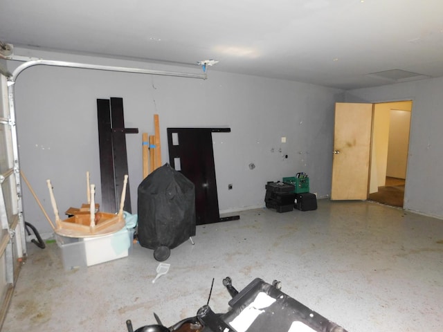3032 W Alamos Ave, Fresno, CA 93722 - view of garage