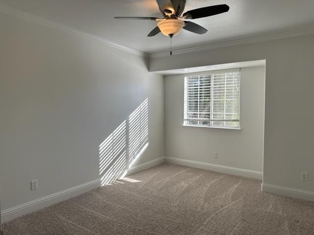 10752 N Windham Bay Cir, Fresno, CA 93730 - unfurnished room with ceiling fan, crown molding, carpet floors, and baseboards