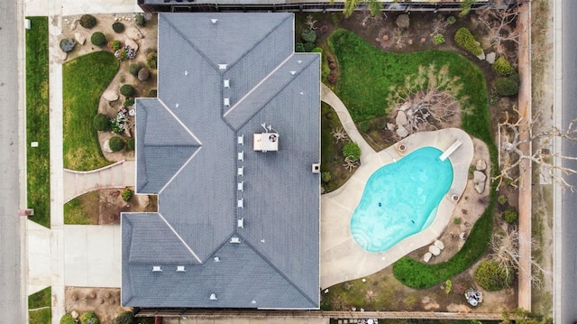 1322 W Millbrae Ave, Fresno, CA 93711 - bird's eye view of a pool